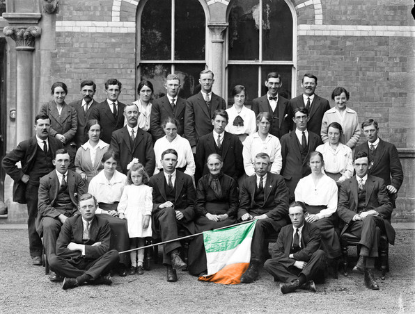 A Waterford Photo with the Tricolour 1920 NLI